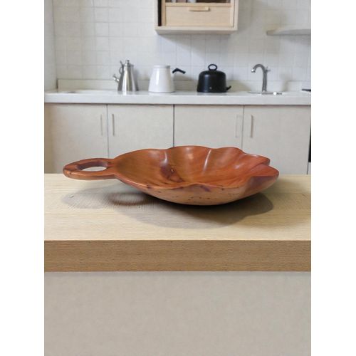 Handcrafted Moroccan Wooden Serving Bowl – Sculptural Leaf-Shaped Artisan Piece