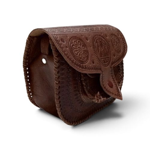 Handcrafted Moroccan Genuine Leather Crossbody Bag – Classic Tooled Design